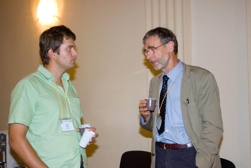 post-graduate student T.Oja (Estonia) and Prof. G.Boedecker (Bavarian Academy of Sciences, Germany)