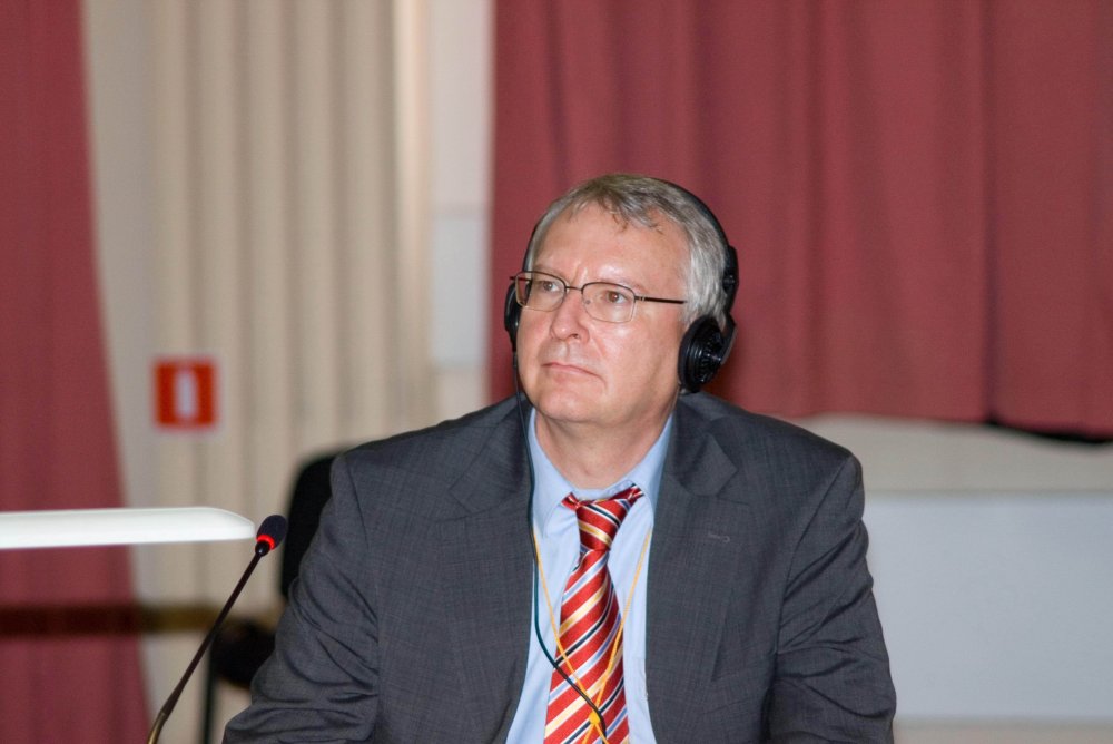 The member of the International Program Committee, Professor M.Becker (Germany)